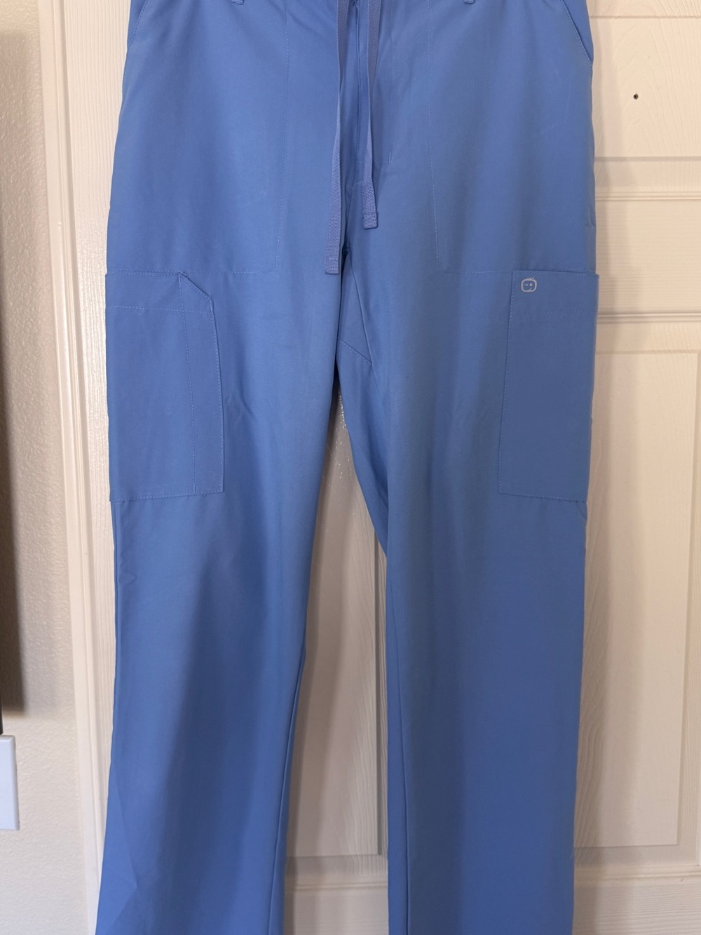 WonderWink Men's Straight Leg Cargo Scrub Pants in Blue with Drawstring Waist